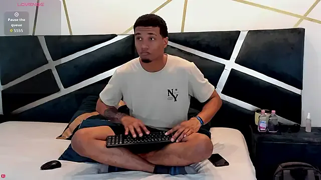 Kento26767 – webcam model profile photo Image 12