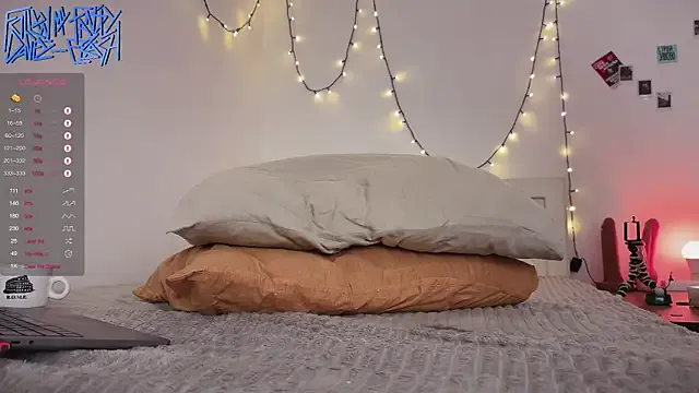 someone_sweet – webcam model profile photo Image 2