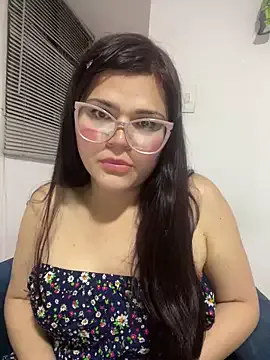 avrora_shy_ – webcam model profile photo Image 10