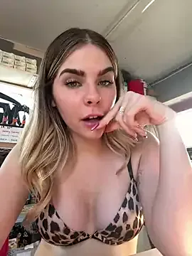 dears_pearlss – webcam model profile photo Image 2