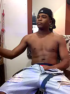 shyeve2004 – webcam model profile photo Image 4