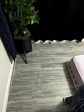 someone_sweet – webcam model profile photo Image 4