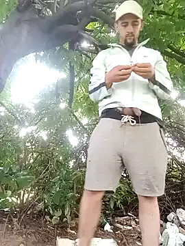 Kento26767 – webcam model profile photo Image 4