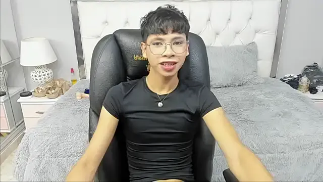 jakecummings69 – webcam model profile photo Image 15