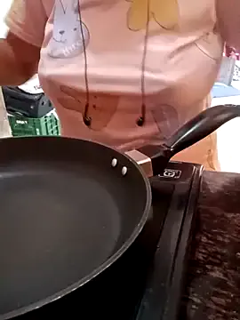 Madoka_0116 – webcam model profile photo Image 18