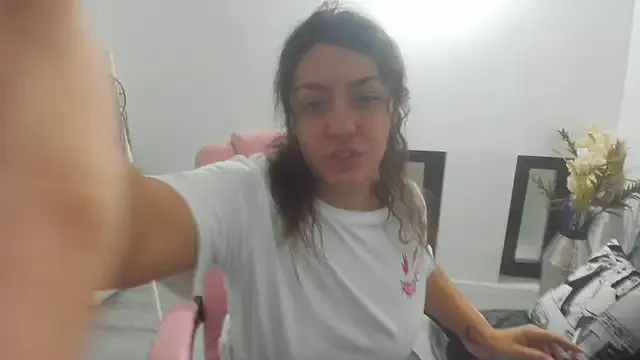 Miawiithe – webcam model profile photo Image 9