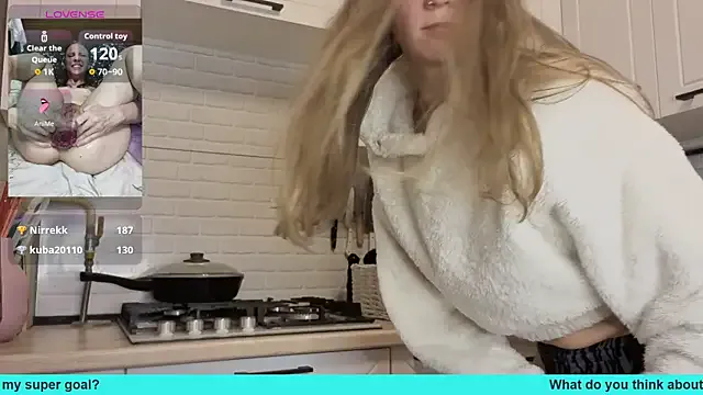 evaqt – webcam model profile photo Image 11