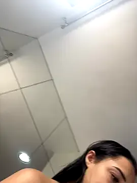 StefiiLia21 – webcam model profile photo Image 3