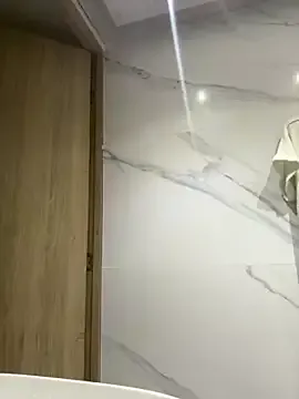 Zoejohns – webcam model profile photo Image 4