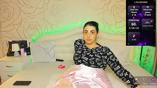 anahinclar – webcam model profile photo Image 14