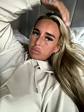 slaveandslave – webcam model profile photo Image 8