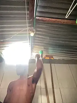 PabloArena – webcam model profile photo Image 9