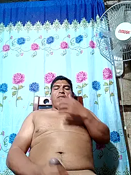 skinny_candy18 – webcam model profile photo Image 11