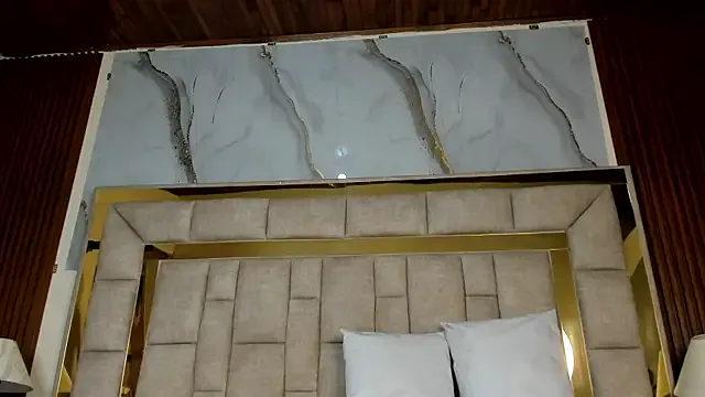 Benson18y – webcam model profile photo Image 8