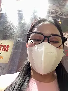 lilly_sweeet chat room preview Image 2