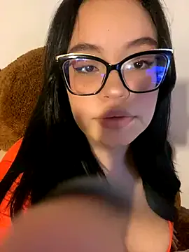 hornyshow_tv – webcam model profile photo Image 13