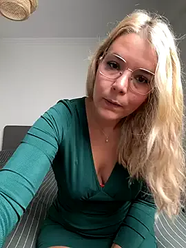 sellapink – webcam model profile photo Image 16