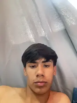 DomManlyGuy – webcam model profile photo Image 6