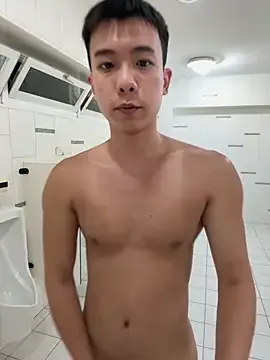 pikashuu7u7 – webcam model profile photo Image 18