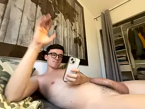 _Tomy08calderon – webcam model profile photo Image 9