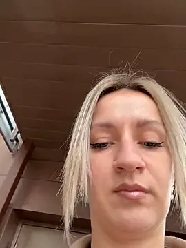 vonen_ray – webcam model profile photo Image 14