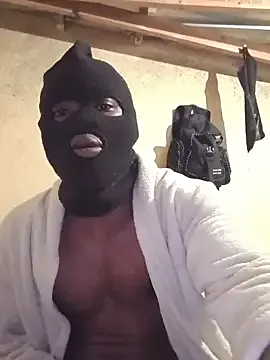 DomManlyGuy – webcam model profile photo Image 13