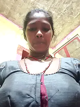 PumaShyXD – webcam model profile photo Image 10