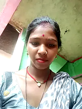 PumaShyXD – webcam model profile photo Image 3