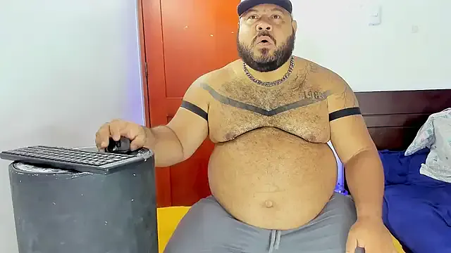 FetishBearsBig Image 14