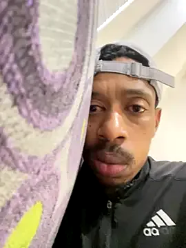 Amicisegreti – webcam model profile photo Image 8