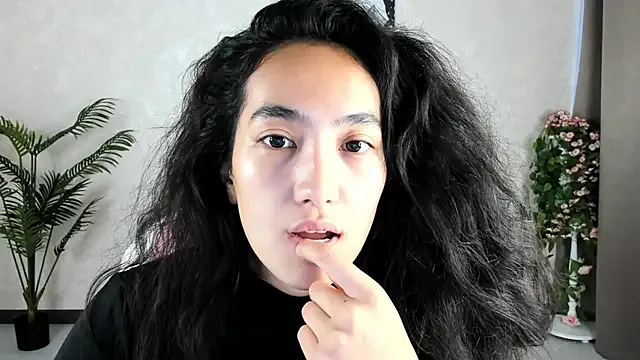 Take1668 – webcam model profile photo Image 10