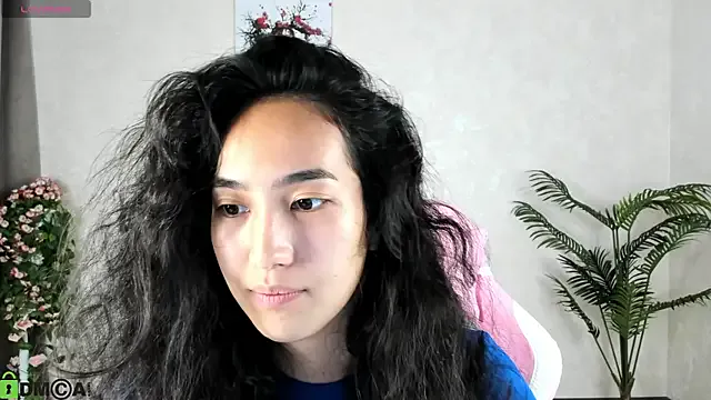 Take1668 – webcam model profile photo Image 15