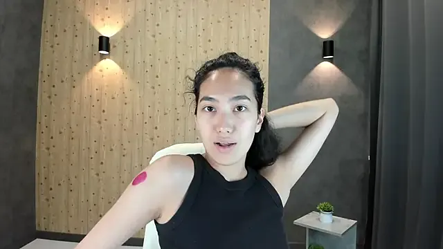 FlirtyAura Image 3