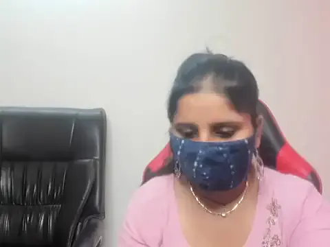 alexandjohntv – webcam model profile photo Image 10