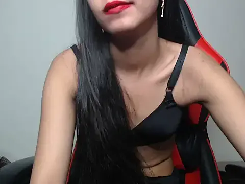 alexandjohntv – webcam model profile photo Image 8