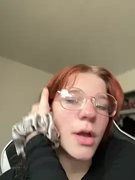 GFBOYS-111 – webcam model profile photo Image 16