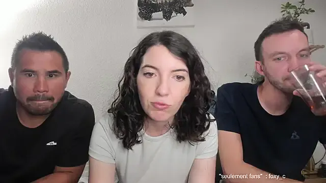 roouse – webcam model profile photo Image 12