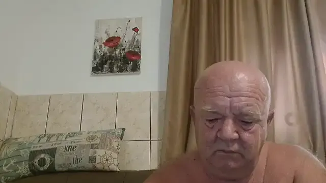 PabloArena – webcam model profile photo Image 5