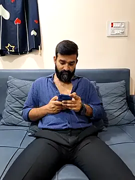 petites_perles – webcam model profile photo Image 12