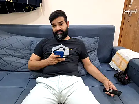 petites_perles – webcam model profile photo Image 16