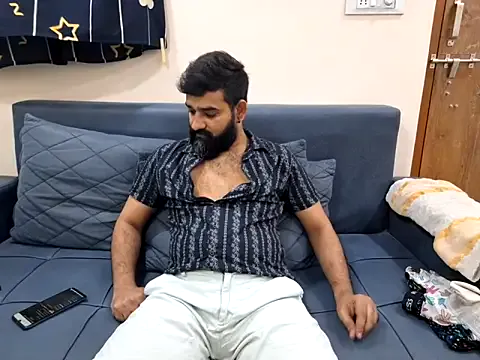 petites_perles – webcam model profile photo Image 17