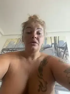 loving_ladies – webcam model profile photo Image 10