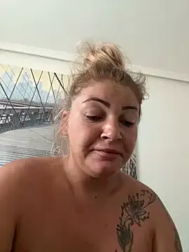 loving_ladies – webcam model profile photo Image 9