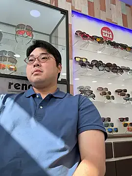 blush_lover – webcam model profile photo Image 4