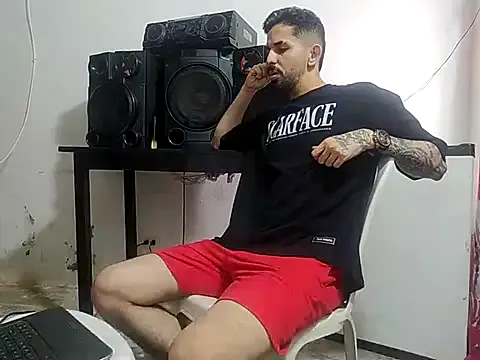 trainwithme – webcam model profile photo Image 8