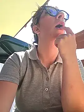 dears_pearlss – webcam model profile photo Image 4