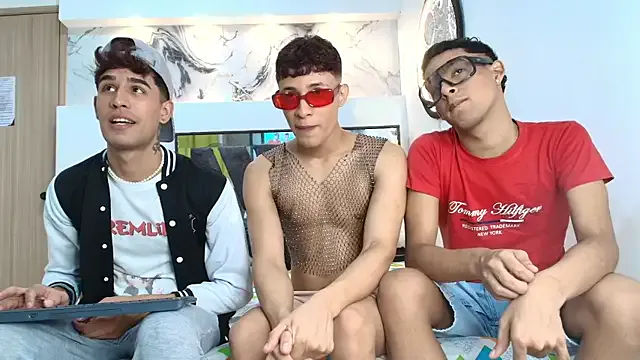 DomManlyGuy – webcam model profile photo Image 3