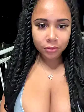 loving_ladies – webcam model profile photo Image 12