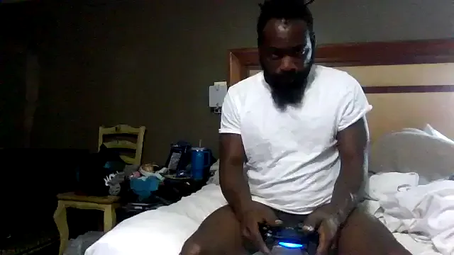 bigguy101 – webcam model profile photo Image 18