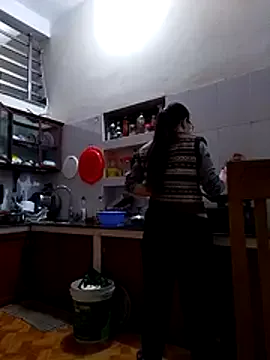 Cute-Simmi69 – webcam model profile photo Image 3